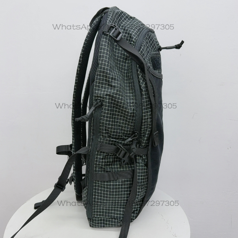 Suitable for Outdoor Cycling   - Commute Cycling Helmet 评论和价格